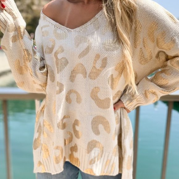 Leopard Print Side Slit High-Low Tunic Sweater - Picture 2 of 7